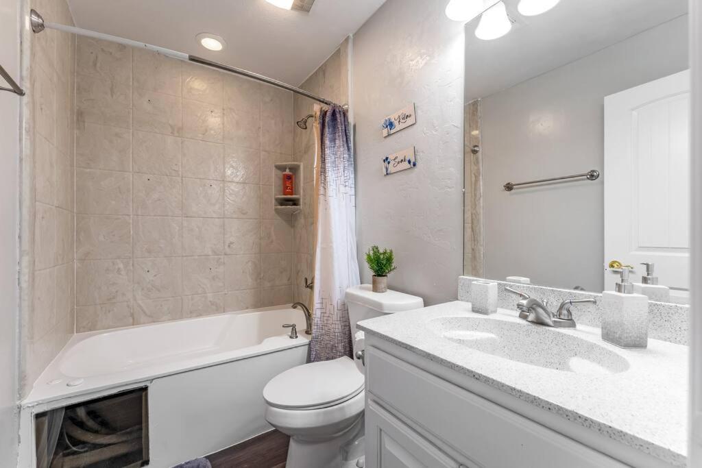 Family Friendly 2Bdrm-Walk To At&T/Cowboys Stadium Arlington Exterior foto